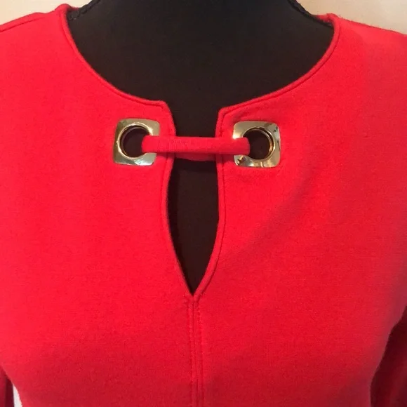 💋 Buy 2 for 15.00  Chico’s Red Keyhole size 0 size small ♥️♥️ - Picture 2 of 14